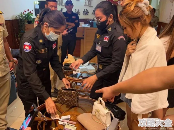 淫美容院暗藏色情服务警方突击检查现场抓获多人