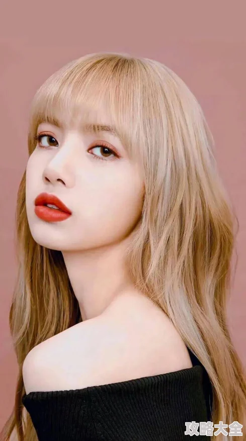 激情六月综合听说小王和隔壁部门的Lisa好上了，两人经常一起午饭，举止亲密