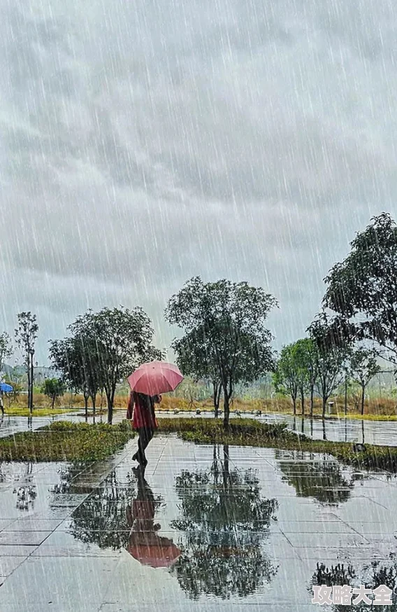 国模雨珍曾与某知名摄影师合作拍摄引发争议作品后清空社交媒体